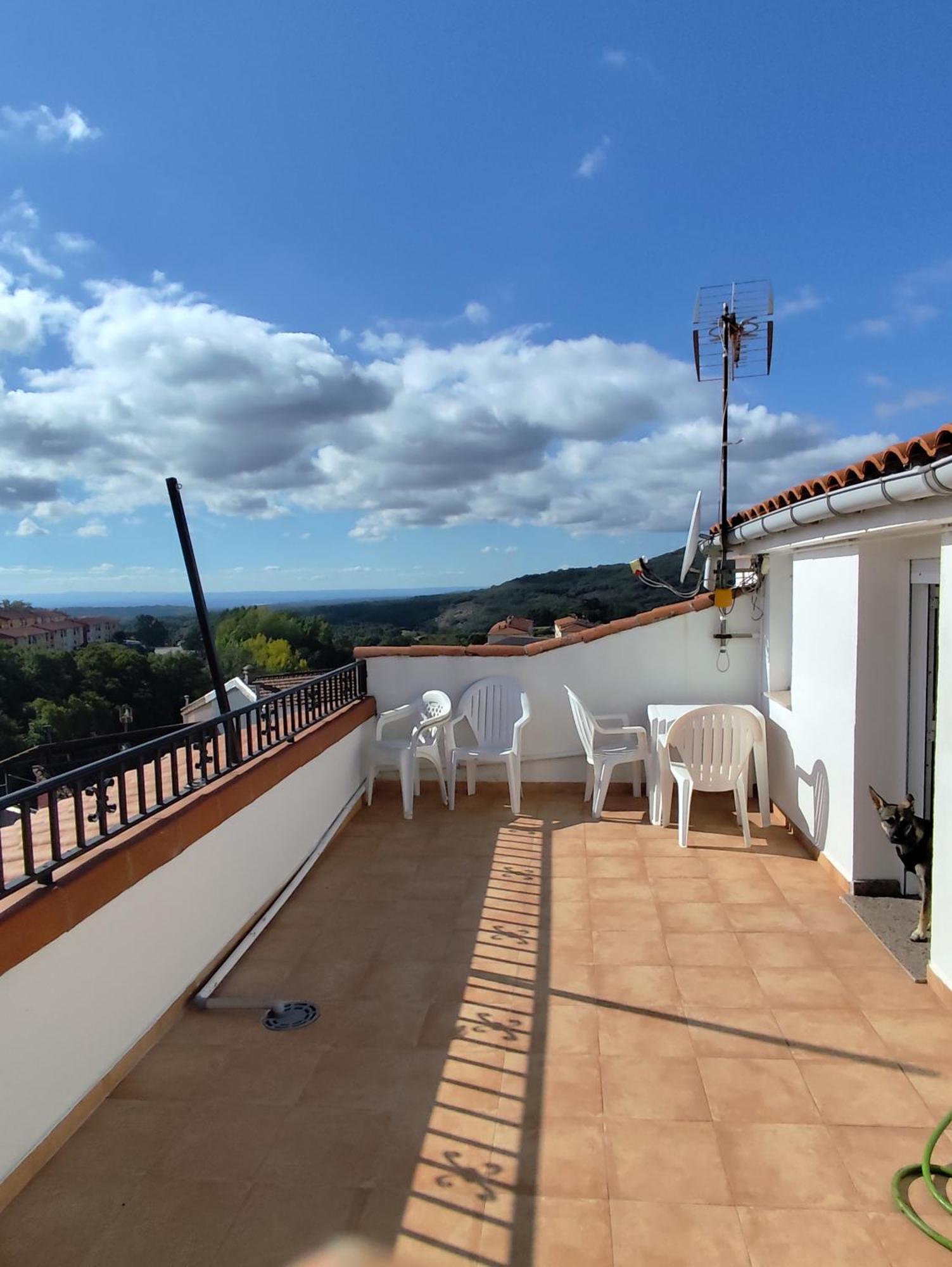 Apartamentos La Relojera 2 Jarandilla de la Vera Exterior photo